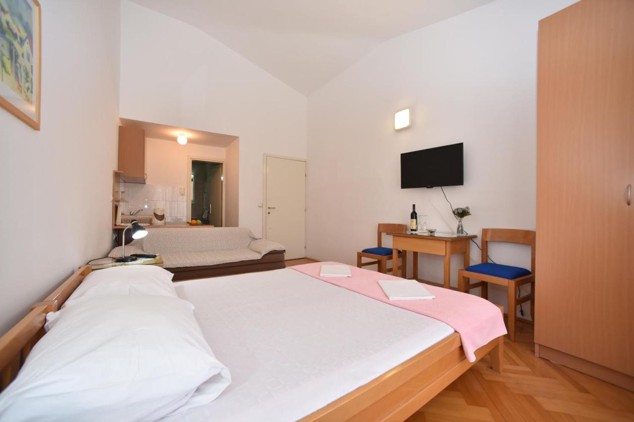 Apartmani Soljaga Petrovac المظهر الخارجي الصورة