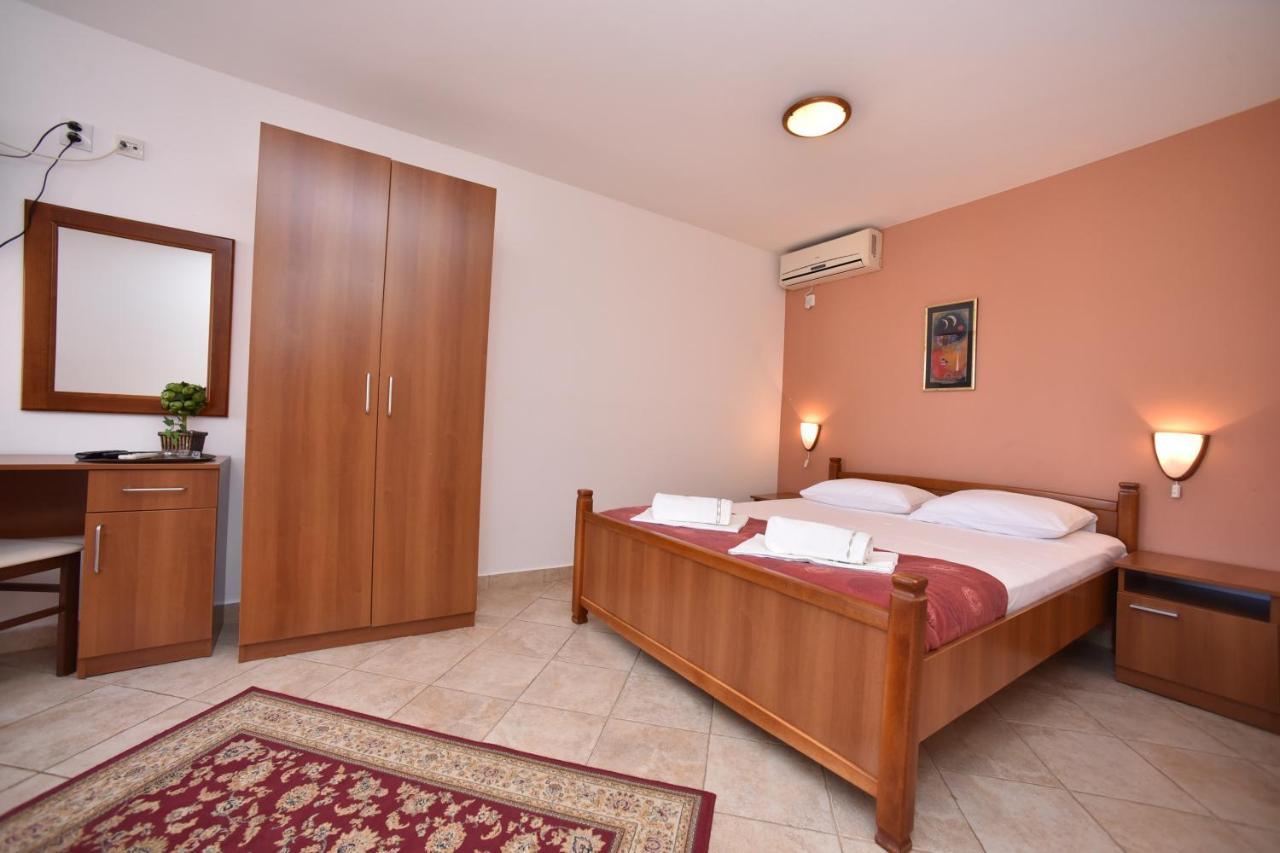 Apartmani Soljaga Petrovac المظهر الخارجي الصورة