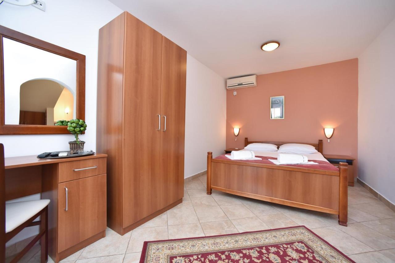 Apartmani Soljaga Petrovac المظهر الخارجي الصورة